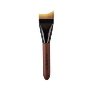 Walnußholz Mond Foundation Pinsel für makelloses Make-up Auftragen und einfaches Verblenden.