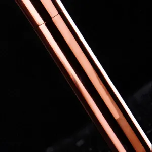 High gloss rose gold makeup brush handle for liquid foundation and daily cosmetic use.