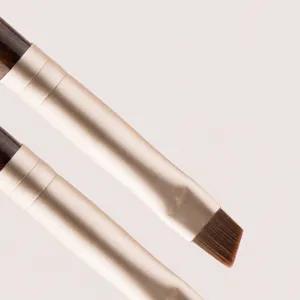 Angledel-Augenbrauenpinsel mit verdickter Aluhülse für präzise Make-up-Anwendung und langlebig.