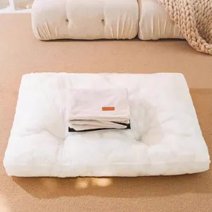 Thickened plush pet mat with cozy blanket for cats and dogs in winter home comfort style.
