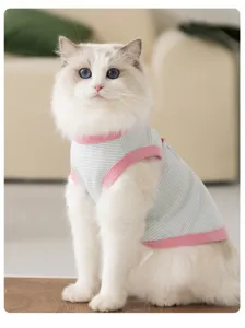 Leuke gestreepte huisdierenvest voor katten en honden, zachte zomercategoriekleding.