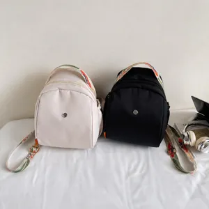 Zaino casual da donna grande capacità borsa da scuola per studenti viaggio all'aperto.