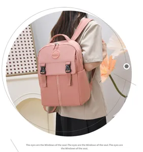 Zaino in nylon rosa grande capacita casual impermeabile borsa da scuola per donne uso quotidiano.