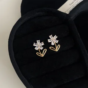Vergoldete Zirkon Blumen Ohrringe, eleganter und süßer Schmuck für Damen Alltag und Party.