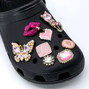 Metal rhinestone shoe charms for clogs, stylish pink alloy pearl decorative accessories.