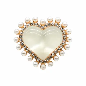 Metal heart shoe charm with pearls and rhinestones, stylish clog decoration accessories.
