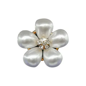 Abalorio de zapato flor de perla para zuecos y bolsos DIY accesorio decorativo hebilla metal