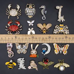 Breloques de Chaussure en Strass Métal Alliaige Mignon Animal Insecte Papillon Abeille Lapin Boucle de Chaussure Accessoire DIY