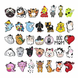 Leuke cartoon dieren PVC sleutelhangers voor tassen en een prachtige tasdecoratie.