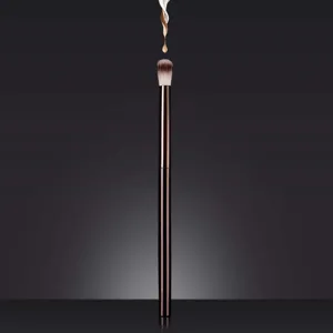 Professional Flame Highlighter Makeup Brush Synthetic Fiber Bristles Metal Handle Cosmetic Blending Tool