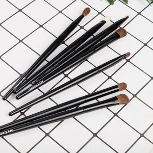 Professionele Make-up Penseel Enkele Oogschaduw Eyeliner Concealer Dierenhaar Houten Handvat Draagbare Tool