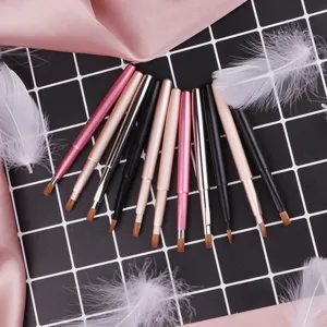 Retractable Lip Brush Portable Makeup Brush Animal Hair Metal Handle Flat Lip Concealer Brush For Daily Makeup