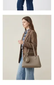 Hochwertige Damen Umhängetasche aus echtem Leder, stilvolle elegante Henkeltasche mit kleinen Etui.