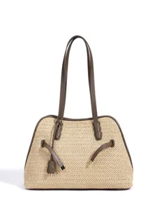 Elegante bolso de hombro de paja tejida con ribete de cuero en contraste para verano.