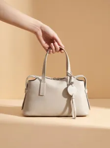 Elegante borsa a mano in pelle da donna, chic borsa a spalla e borsa giornaliera raffinata.