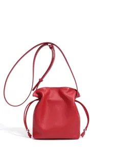 Borsa a secchiello in pelle rossa, mini borsa a tracolla con coulisse per uso quotidiano.