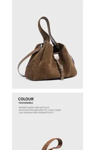 Elegante bolso de hombro de ante marrón para mujer, bolso tote informal con herrajes.