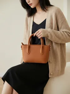 Koreaanse stijl lederen handtas voor dames, casual bruine crossbody tas voor de lente.