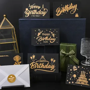 Ensemble de cartes de vœux d'anniversaire noires de luxe dorées avec enveloppes pour fêtes.