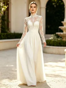 French vintage long sleeve slim lace wedding dress and elegant evening gown for women