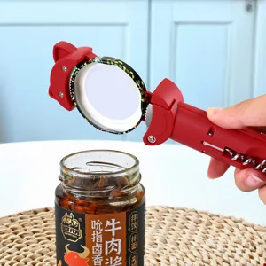 Multifunktionaler roter Flaschenöffner Detailansicht mit Dosenöffner und Korkenzieher.
