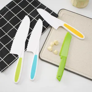 Kids safety plastic knife set 4pcs children kitchen fruit cutting bread serrated knife main view