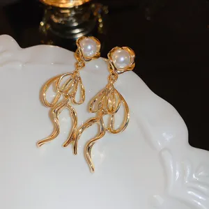 French style gold pearl ribbon drop earrings elegant vintage jewelry for women wholesale