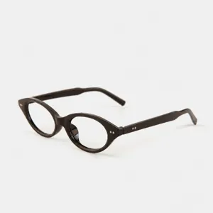 Occhiali da lettura piccola montatura con rivetti stile nerd donna uomo lenti trasparenti