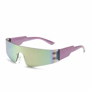 Occhiali da sole ciclismo a mascherina futuristici con lente a specchio e stanghette viola.