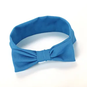 Schattige blauwe strik haarband voor meisjes, zachte stoffen haaraccessoire, lieve dagelijkse stijl.