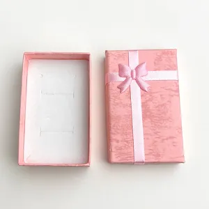Scatola regalo per gioielli rosa con fiocco per orecchini piccola confezione carina
