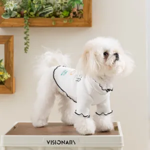 Schattige witte huisdier honden kleding zomer dunne basis shirt met zwarte volants ademend