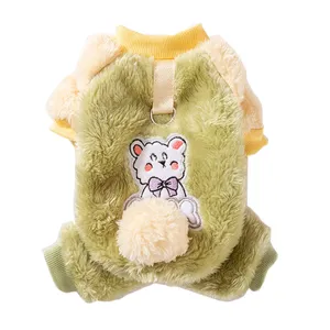 Niedlicher warmer Fleece-Vierbeiner-Haustieranzug für kleine Hunde und Katzen mit Bären-Stickerei.