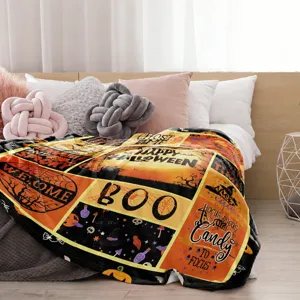 Halloween flanellen deken met griezelige spook pompoen en heksenhoed patronen voor slaapkamer.