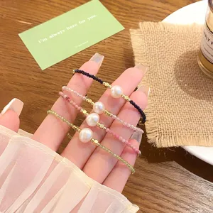 Freshwater pearl crystal beaded bracelet sweet cute aesthetic fashion jewelry for women.