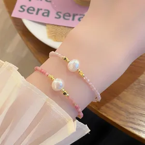 Freshwater pearl crystal beaded bracelet, sweet ins style niche fashion wrist jewelry.