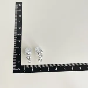 Non-pierced silver clip-on earrings featuring a chic stacked flower design for women.