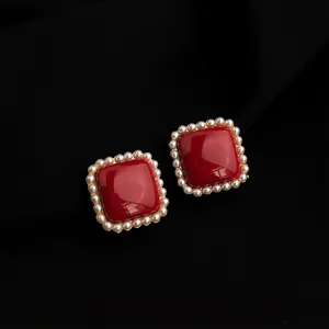 Vintage red square pearl earrings elegant clip-on jewelry for women fashion accessory