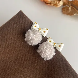 Süße Herbst Winter flauschige Kugel Ohrringe süße Plüsch Schleife Design elegante Damen