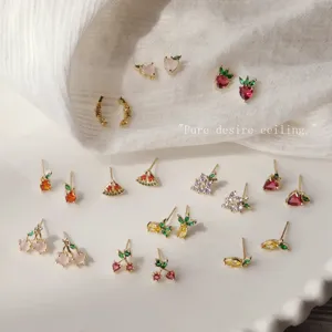 Süße bunte Zirkon Frucht Ohrstecker, mini süßer Stil 14k vergoldet Schmuck Details.