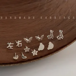 Mini Einfache Versilberte Kupfer Ohrstecker Für Frauen Mädchen Herz Stern Schmetterling Bär Muster Zierlicher Schmuck Geschenk