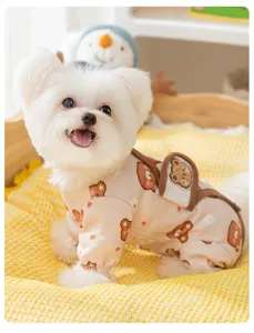 Mono de cuatro patas para perros con osito, detalle, ropa suave, cómoda y transpirable.