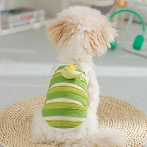 Schattige gestreepte huisdier hondenkleding met 3D vis, ademende zomerkleding voor katten en honden.