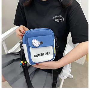 Borsa a tracolla in tela carina per donne, borsa elegante da studente con patch orsetto.