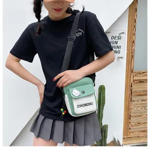 Carina borsa a tracolla in tela da donna, piccola borsa alla moda con patch orsetto.