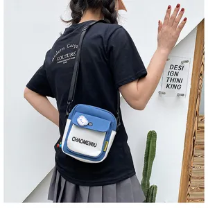 Borsa a tracolla in tela stile coreano con simpatico stemma orsetto, design bicolore.