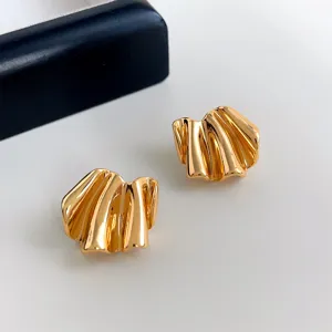 Orecchini a Bottone Geometrici in Metallo Liscio Plissettato Stile Occidentale Con Perno in Argento Per Donne Orecchini Minimalisti Ondulati Gioielli