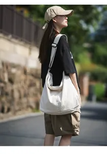 Lassische weisse Segeltuch Umhaengetasche fuer Damen, grosse Kapazitaet Schultertasche.