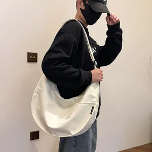 Korean style solid color large dumpling shoulder bag casual commuter crossbody bag for women