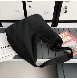 Lässige schwarze Umhängetasche aus Segeltuch für Damen, große Hobo Shopper Tasche chic.